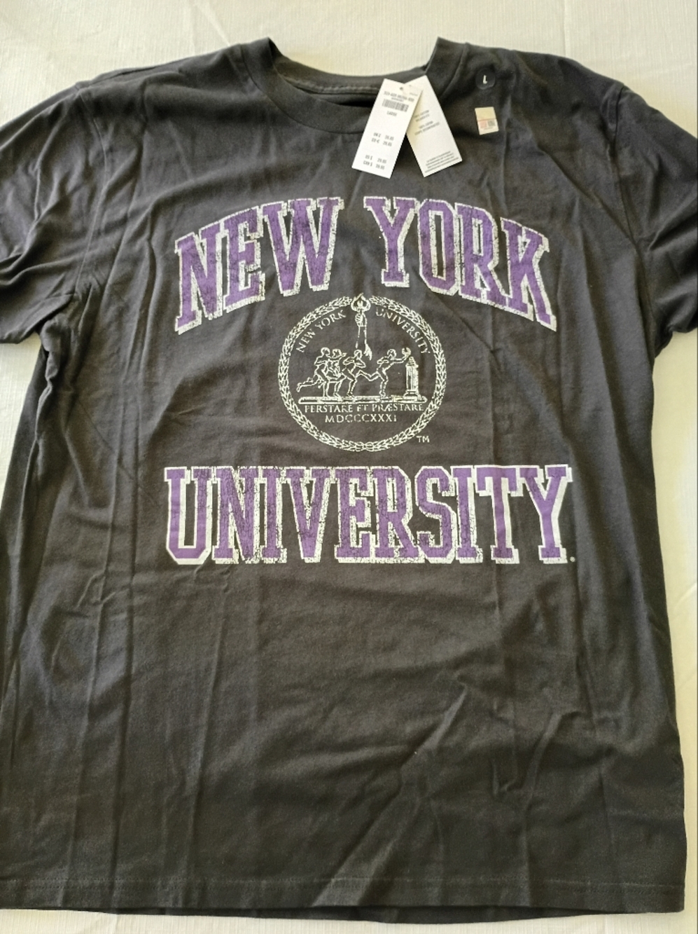 Hollister New York University NYU Shirt *NWT* Large